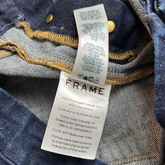 FRAME Sailor Le Crop Mini Boot Flare Jeans Gold
Buttons Size 26 - Picture 8 of 8